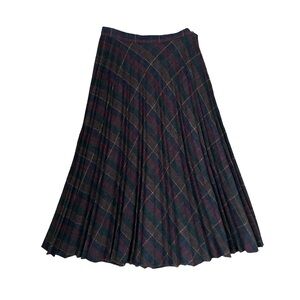 *SOLD* Vintage ‘70s wool pleated plaid midi skirt